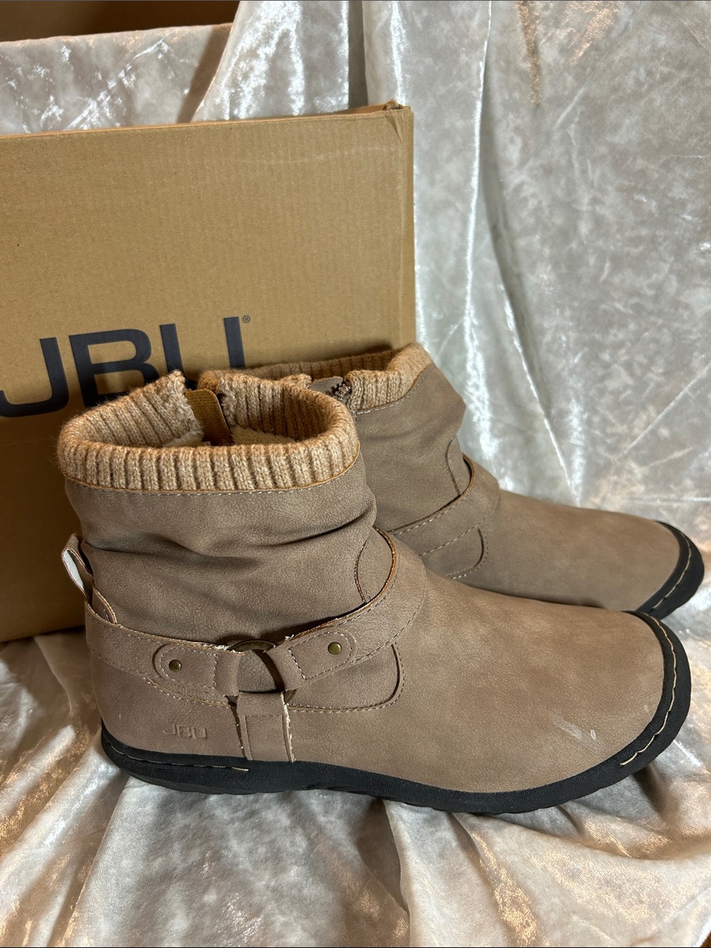 NWT JBU WESTWOOD WATER REPELLENT BOOTIE 8.5